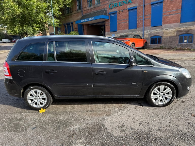 Vauxhall, ZAFIRA, MPV, 2011, Manual, 1686 (cc), 5 doors
