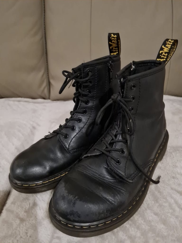Dr Martin boots 