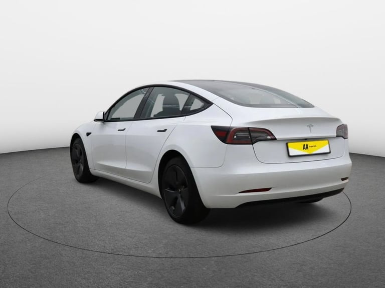 2021 Tesla Model 3 Standard Range Plus Saloon 4dr Electric Auto RWD (241 bhp) Saloon ELECTRIC Aut...