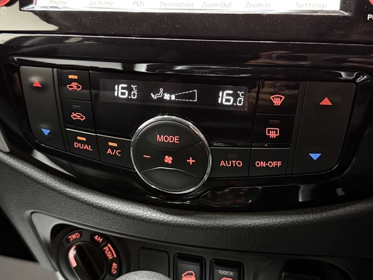 2020 Nissan Navara Double Cab Pick Up Tekna 2.3dCi 190 TT 4WD Auto PICK UP DIESEL Automatic