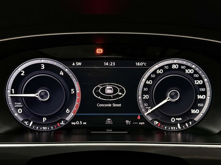 2017 Volkswagen Tiguan 2.0 TDI BlueMotion Tech SEL DSG 4Motion Euro 6 (s/s) 5dr SUV Diesel Automatic