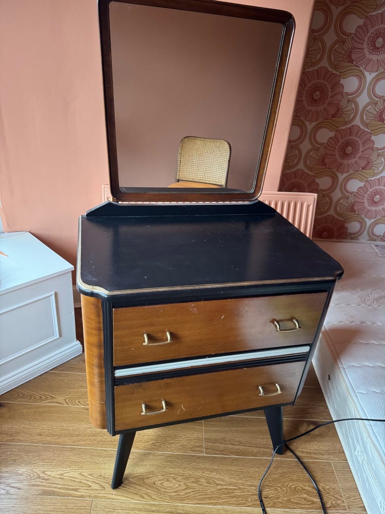 image for Vintage dressing table by ‘Homeworthy’ 