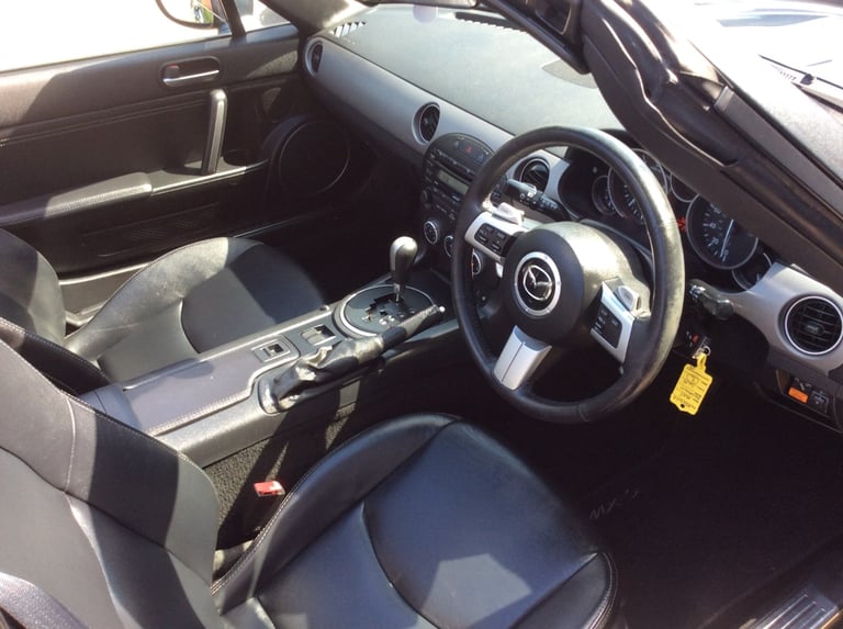 MAZDA MX5 2.0 POWERSHIFT COUPE