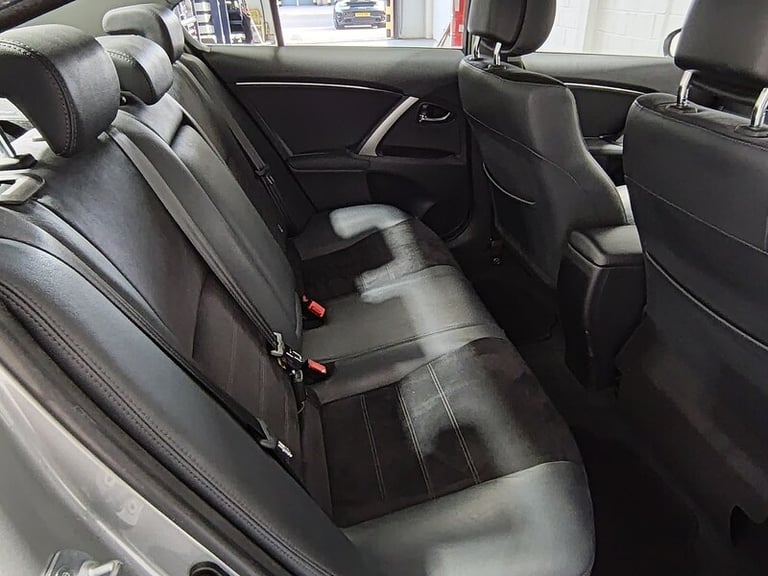 2014 Toyota Avensis D-4D Icon Business Edition Saloon Diesel Manual
