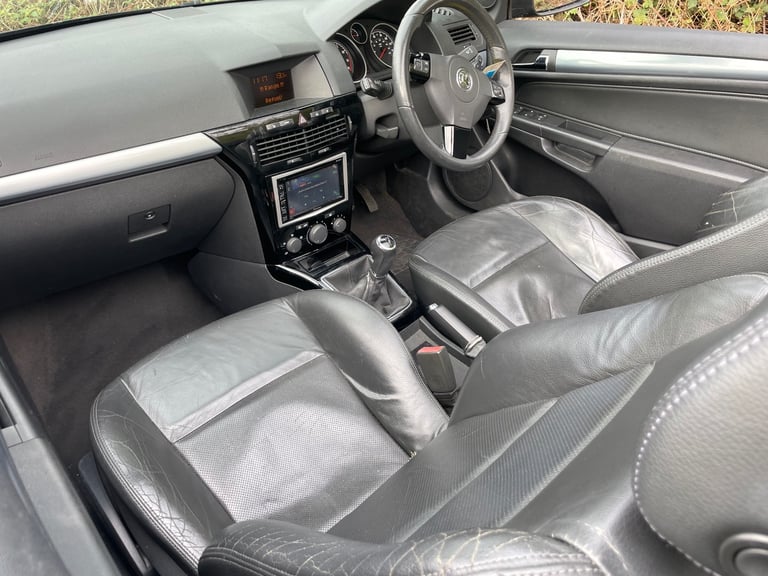 VAUXHALL ASTRA 1.8 VVT EXCLUSIVE TWINTOP CONVERTIBLE 57 REG MOT JULY 8TH 2026 LOW INSURANCE