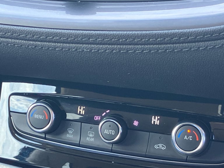 2021 Vauxhall Grandland X 1.2 Turbo Griffin Edition 5dr Hatchback PETROL Manual