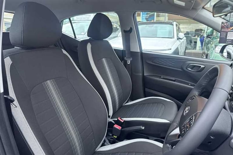 2025 Hyundai i10 1.2 Advance Hatchback 5dr Petrol Auto Euro 6 (s/s) (79 ps) Hatchback Petrol Auto...