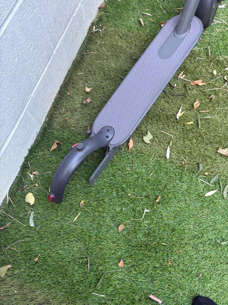Electric scooter spares or repair 
