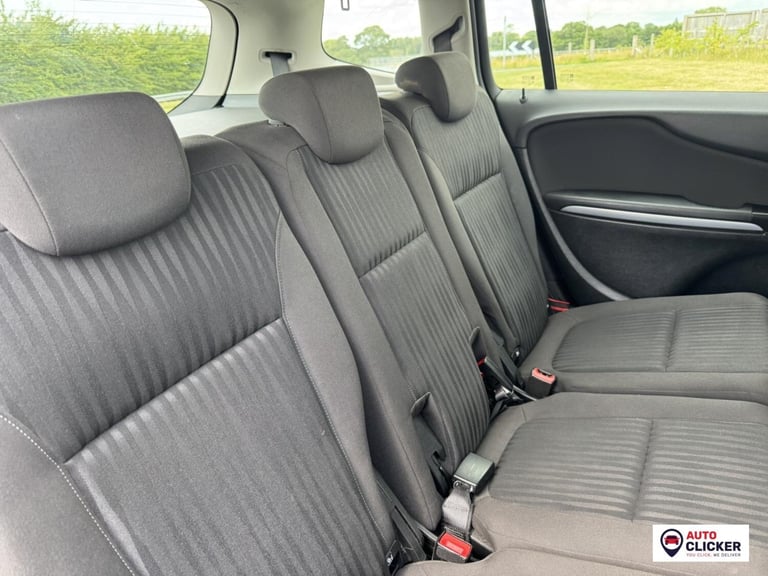 2017 Vauxhall Zafira Tourer 1.6 CDTi ecoFLEX Design MPV 5dr Diesel Manual Euro 6 (s/s) (134 ps) M...