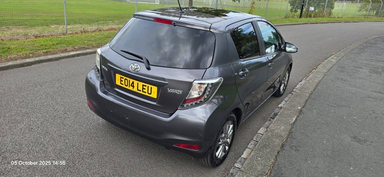 Toyota, YARIS, Hatchback, 2014, Manual, 1329 (cc), SUNROOF, 5 doors