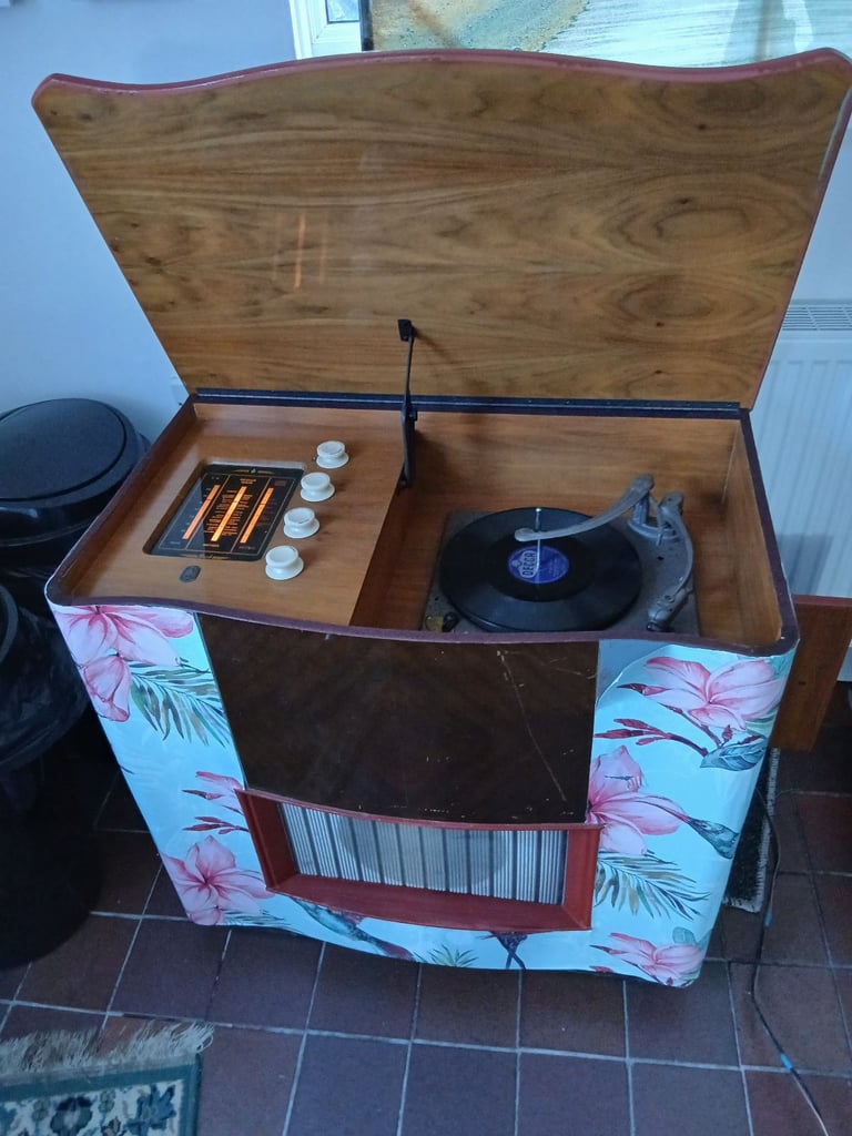 Vintage Bush Garrard deck Radiogram 