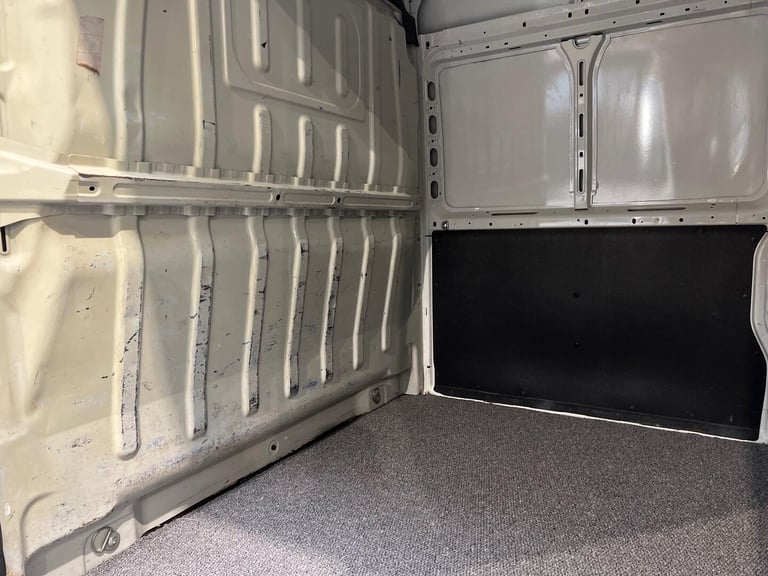 2019 Peugeot Boxer 2.0 BlueHDi 435 Professional L4 H2 Euro 6 5dr PANEL VAN Diesel Manual