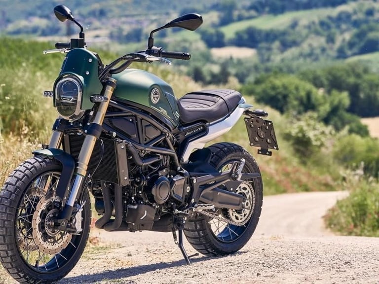Benelli Leoncino 800 Trail Retro Bike Motorcycle Naked