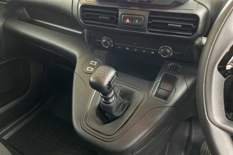 2024 Vauxhall Combo 1.5 Turbo D 2300 Prime XL Panel Van 6dr Diesel Manual LWB Euro 6 (s/s) (100 P...