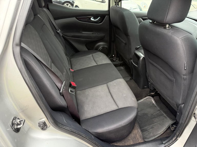 2015 Nissan Qashqai 1.6 dCi n-tec+ XTRON 2WD Euro 6 (s/s) 5dr Diesel