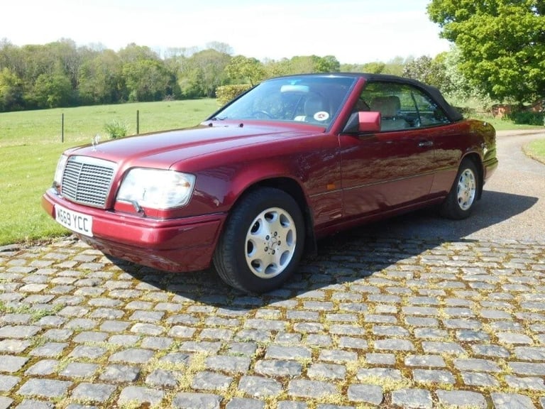 1994 Mercedes-Benz E Class E220 2-Door Petrol