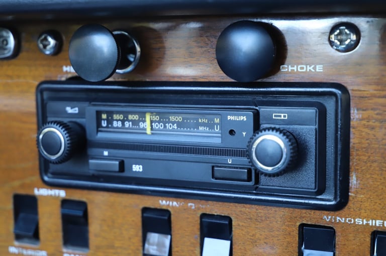 1972 Lotus Elan 1972.  £20k repaint in Lotus Yellow / Cirrus White. Mohair Hoo  PETROL Manual