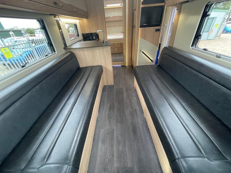 Autotrail Grande GF88 6 Berth Island Bed Tag axle 5000KG End Garage Motorhome