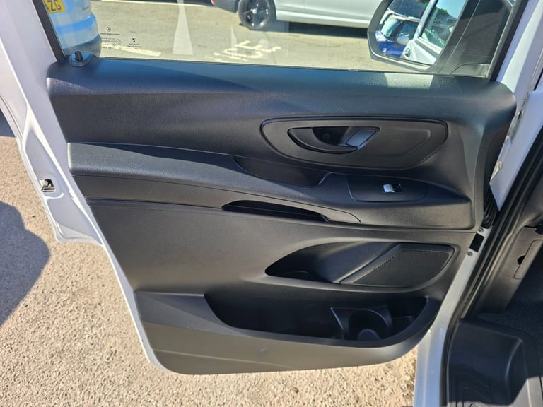 2021 Mercedes-Benz Vito 2.0 116 CDI Progressive XLWB Van, 79,239 miles, 1 owner, full service his...