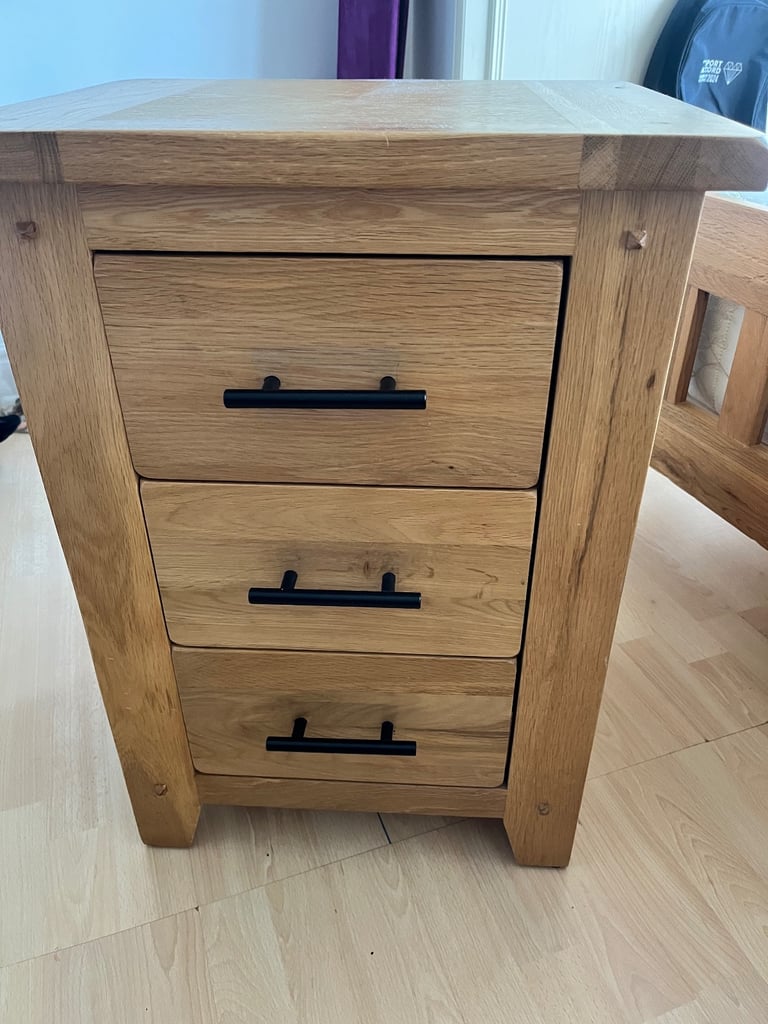 Bedside table x2