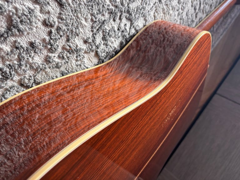 TRADES - Martin D42 (2002)