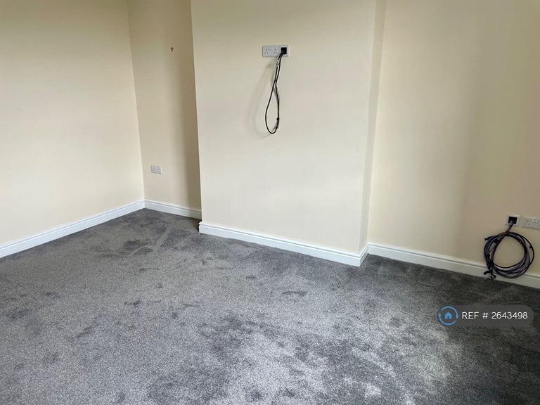 3 bedroom house in Northgate, Heptonstall, Hebden Bridge, HX7 (3 bed) (#2643498)