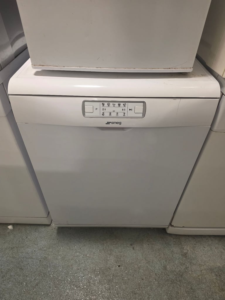 image for Free Delivery Smeg Dishwasher £80
