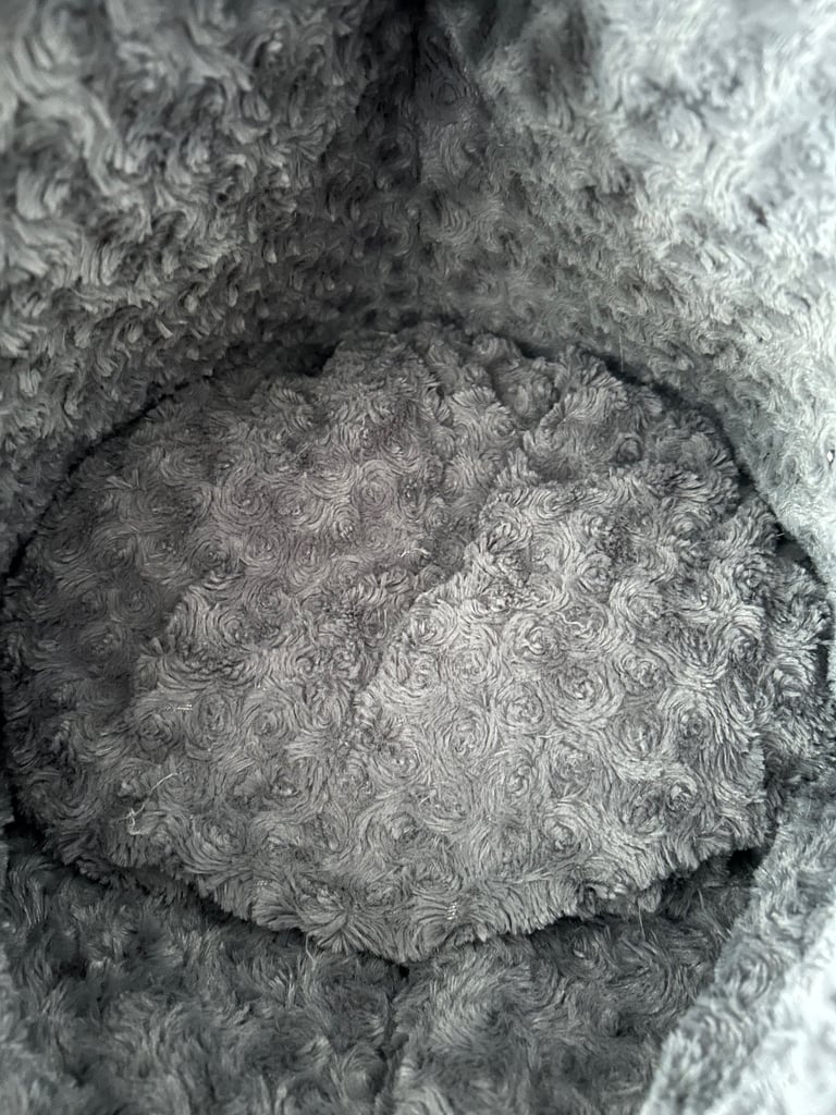 CAT IGLOO BED