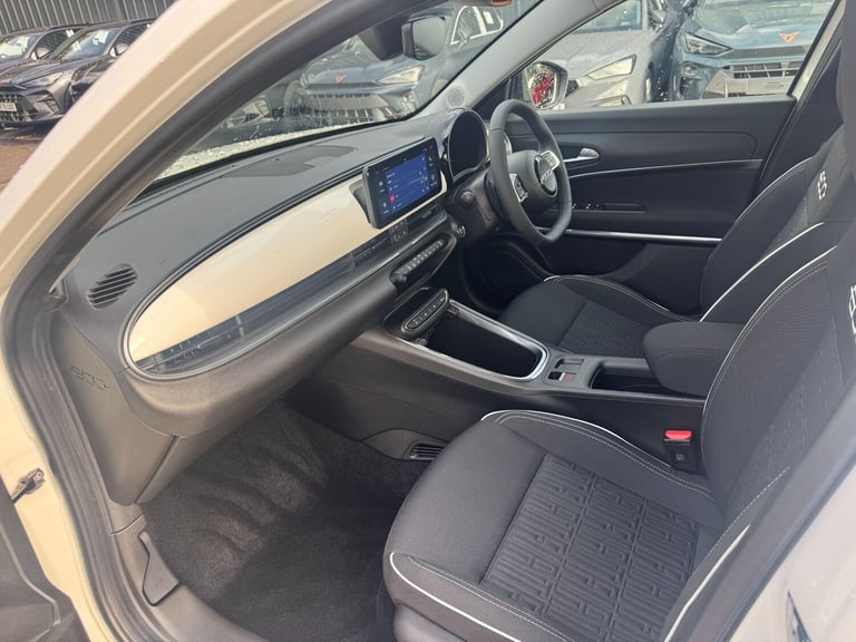 2025 Fiat 600 1.2 Hybrid 48V 5dr eDCT-6 HATCHBACK PETROL Automatic