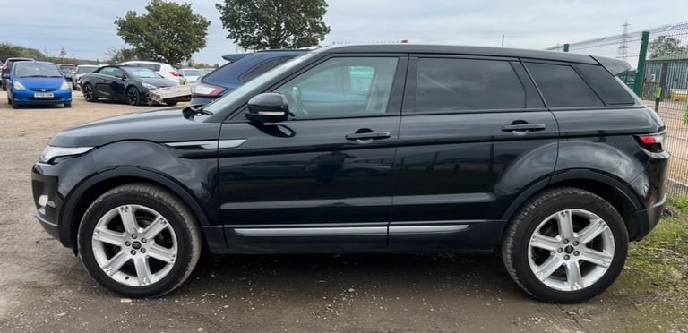 2013 LAND ROVER RANGE ROVER EVOQUE 2.2 TD4 PURE TECH FULL MOT JUST SERVICED WOW!