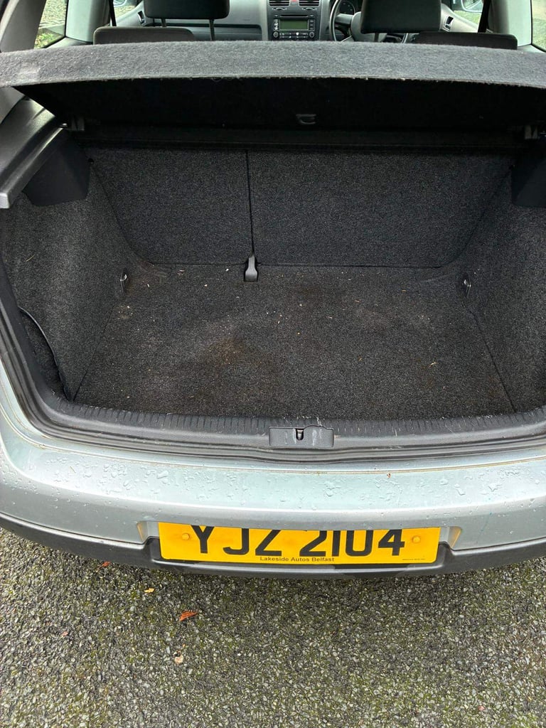 Volkswagen, GOLF, Hatchback, 2004, Manual, 1390 (cc),3 doors - Image 5