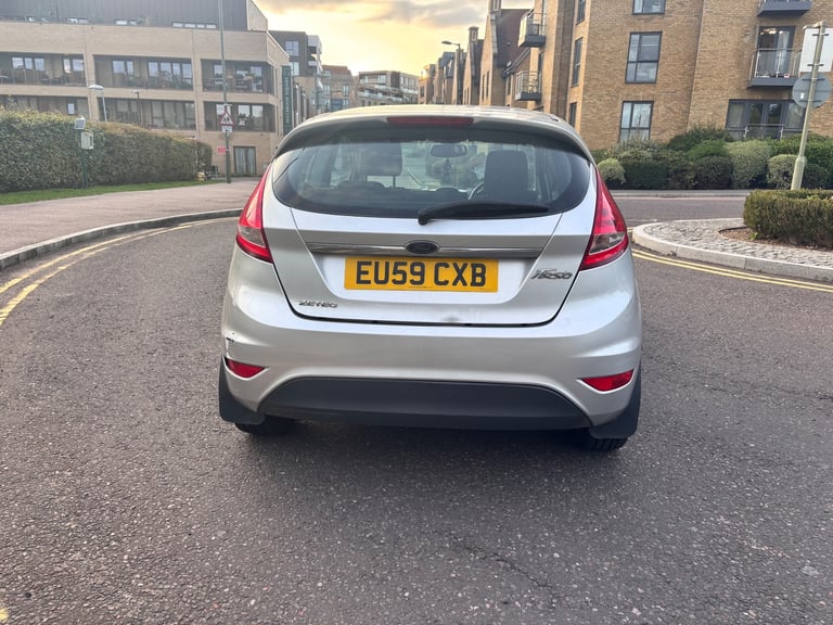 Ford fiesta 1.25 zetec 3dr 2009 petrol