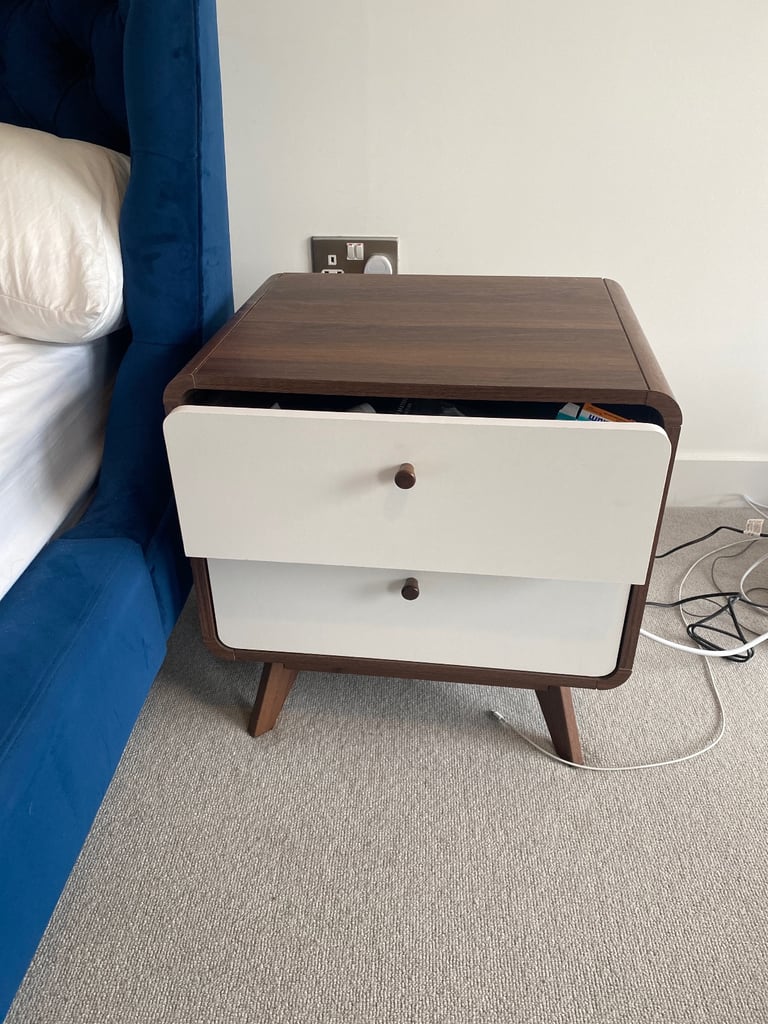 Two Bedside Tables with Drawers