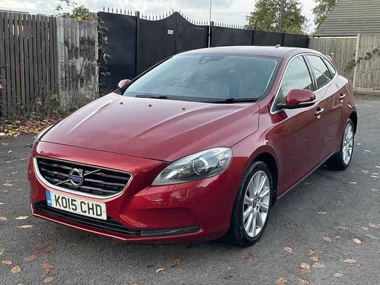 2015 Volvo V40 D4 [190] SE Lux Nav 5dr HATCHBACK DIESEL Manual