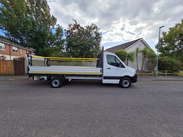 image for 2021 Mercedes Benz Sprinter 315 Progressive Cdi 14 Foot Factory Drop side Body C