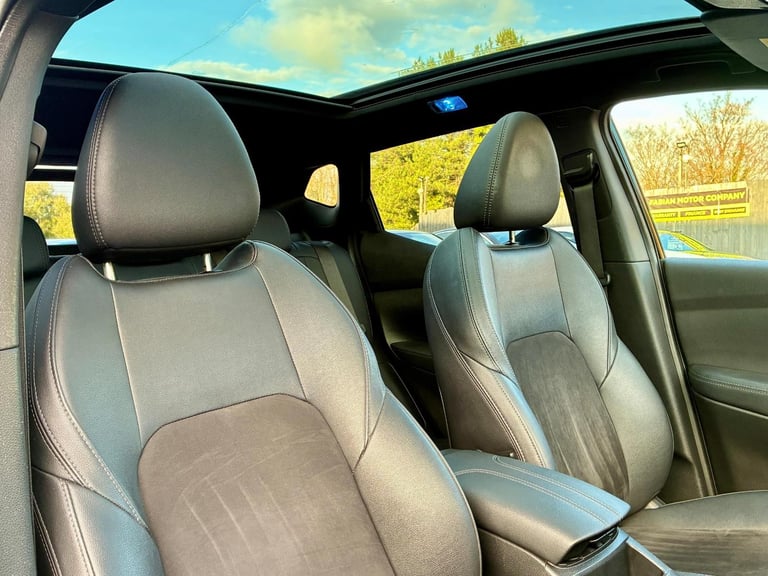 2020 Nissan Qashqai 1.3 DIG-T n-tec DCT Auto Euro 6 **Pan Roof - 360 Cam - FSH**