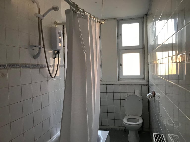 A double room near city center and Edinburgh university