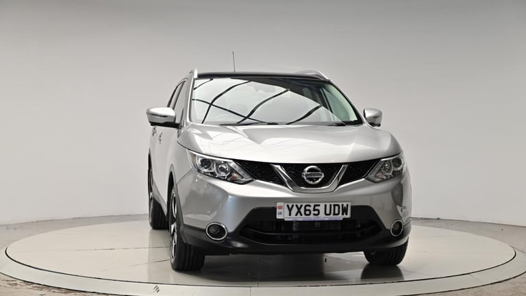 2015 Nissan Qashqai 1.6 dCi n-tec+ XTRON 2WD Euro 6 (s/s) 5dr HATCHBACK Diesel Automatic