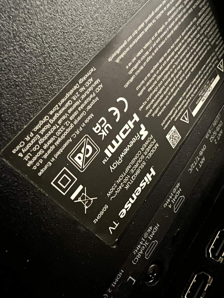 55" HISENSE QLED 144HZ 4k ultra smart tv 