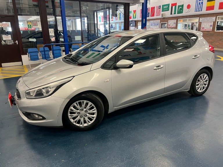 2014 Kia Ceed 1 ECODYNAMICS 1.6CRDI 127PS 5 DOOR HATCHBACK HATCHBACK Diesel Manual