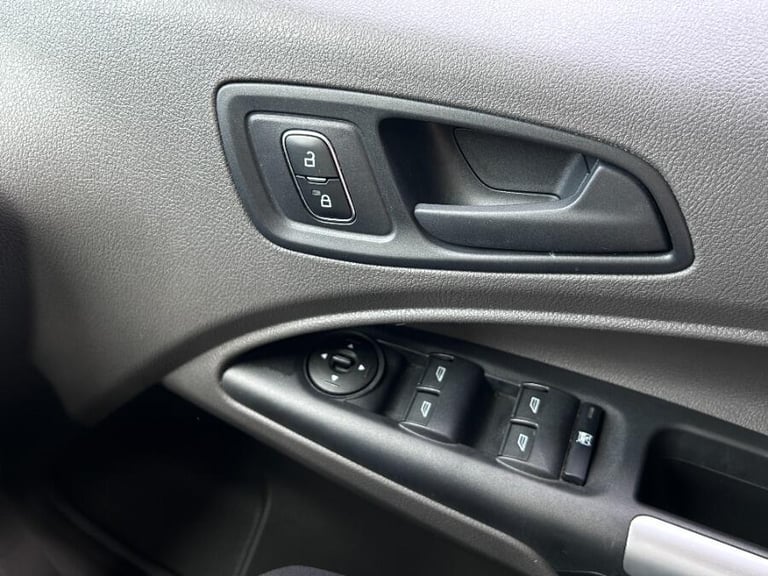  Ford Grand Tourneo Connect 1.5 Ecoblue Zetec MPV 5dr Diesel Manual Euro 6 (s/s) (120 Ps) Diesel ...