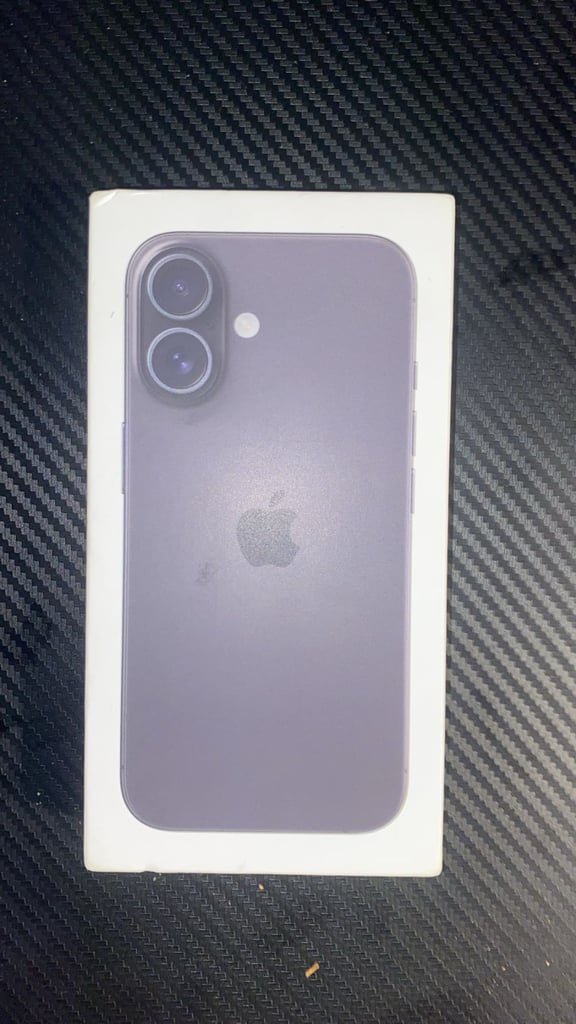 image for iPhone 16 black