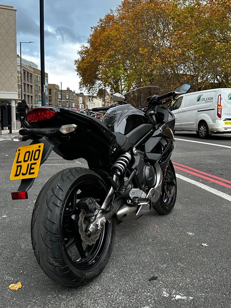 Kawasaki, ER, 2010, 649 (cc)