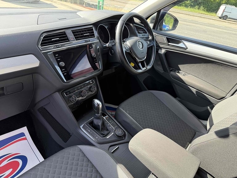 2018 Volkswagen Tiguan 2.0 TDI SE Navigation SUV 5dr Diesel DSG 4Motion Euro 6 (s/s) (150 ps) EST...