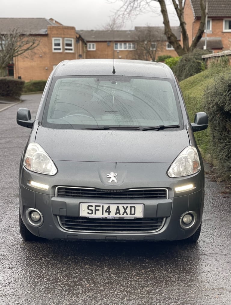 Peugeot, PARTNER TEPEE, MPV, 2014, Manual, 1560 (cc), 5 doors