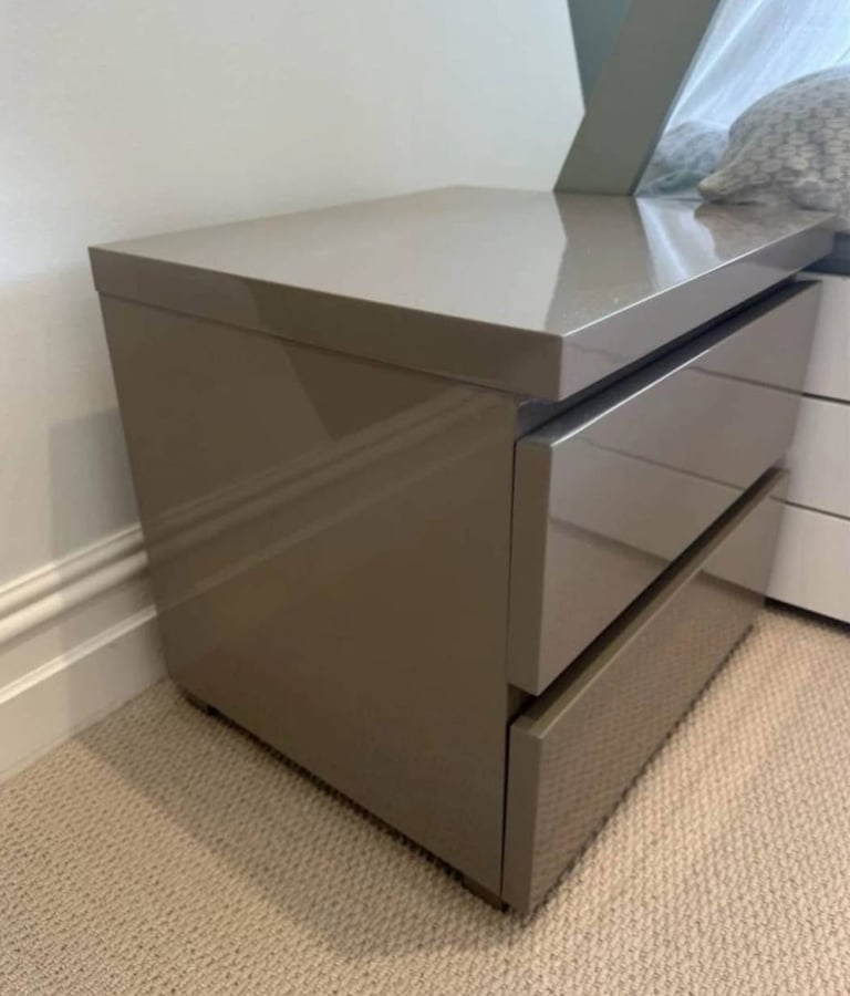 Bedside table x2