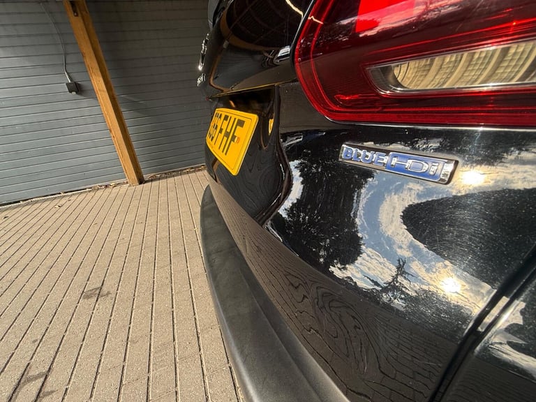 PEUGEOT 2008 1.6 BlueHDi Allure 2016
