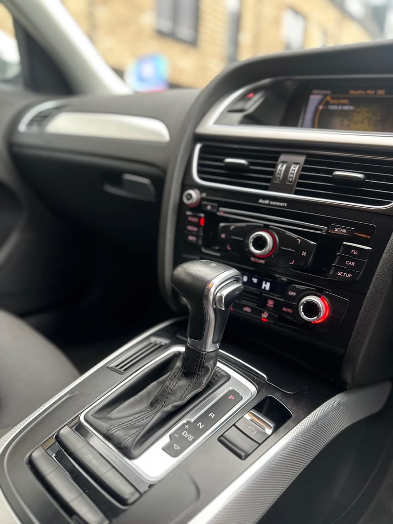 Audi, A4, Estate, 2012, Semi-Auto, 1968 (cc), 5 doors