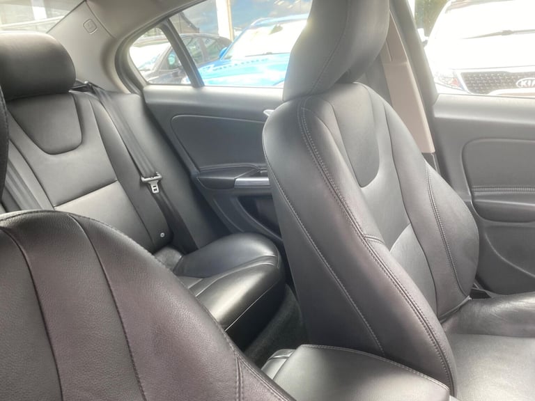 2016 Volvo S60 T3 [152] SE Nav 4dr SALOON PETROL Manual