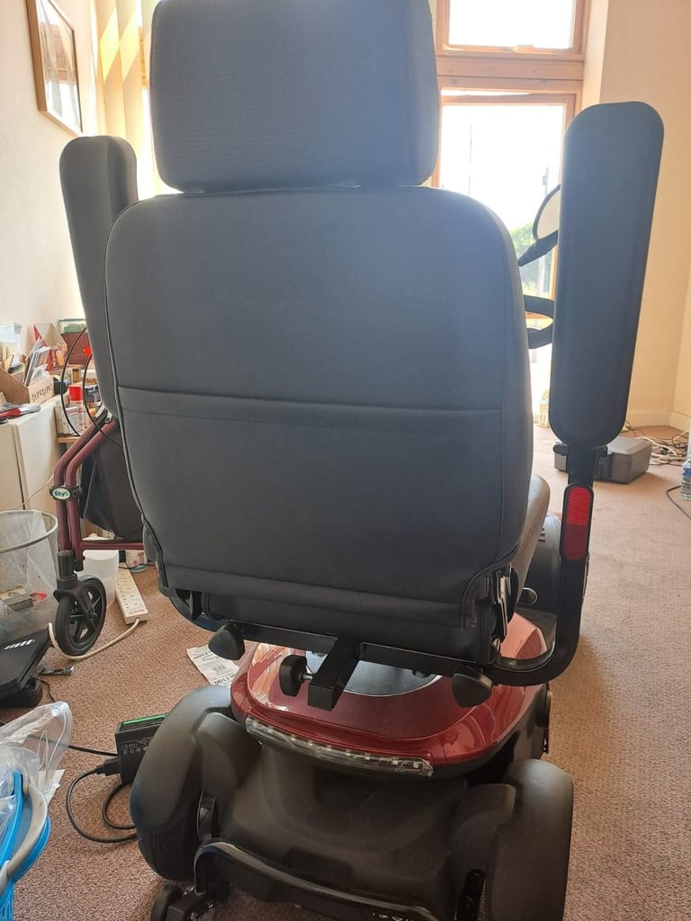 Mobility scooter 